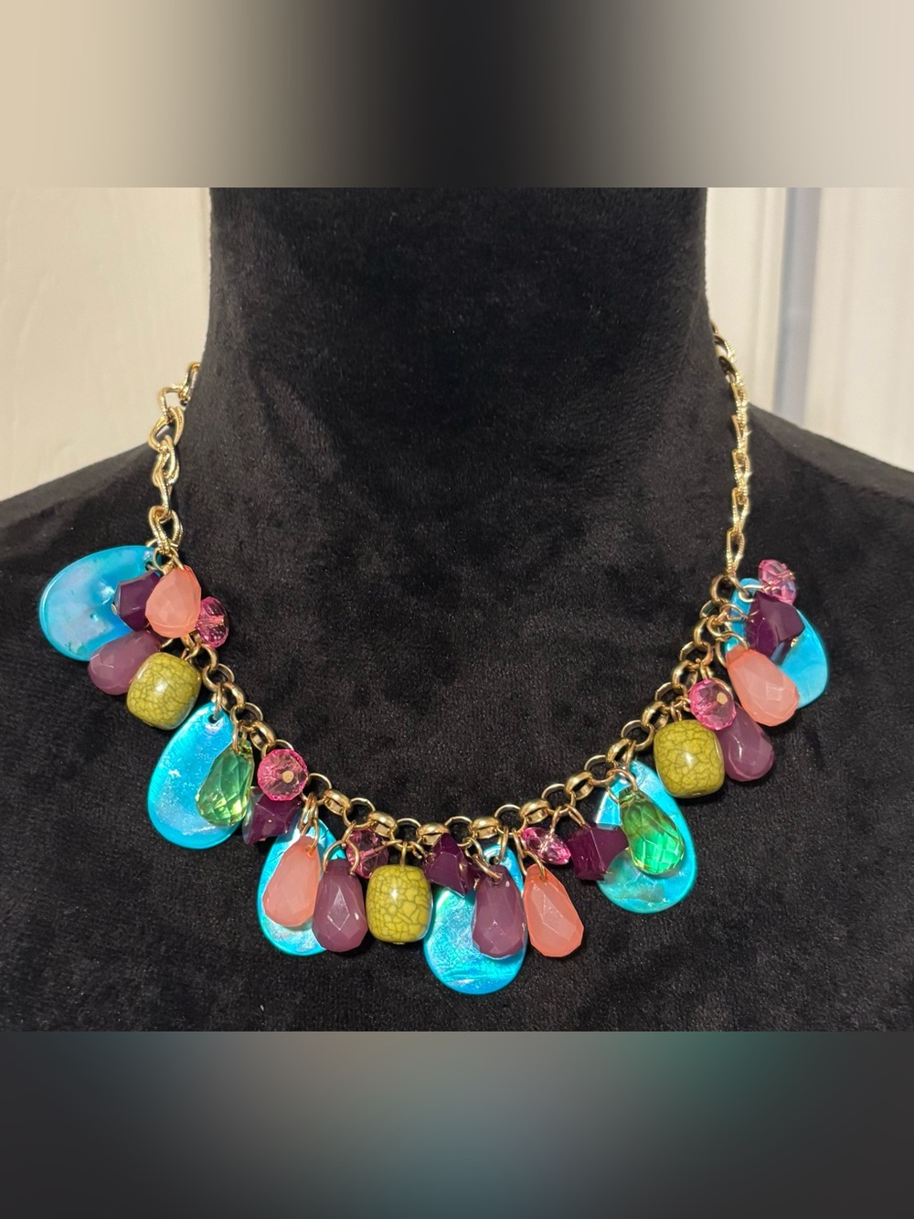 NWT MIXIT Statement Bib Style Necklace